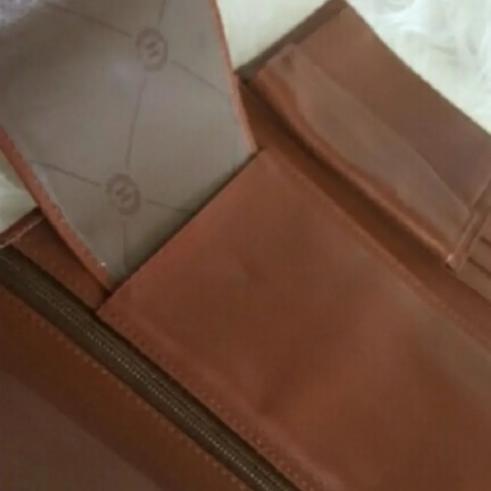 H Collection Italy Leather Wallet